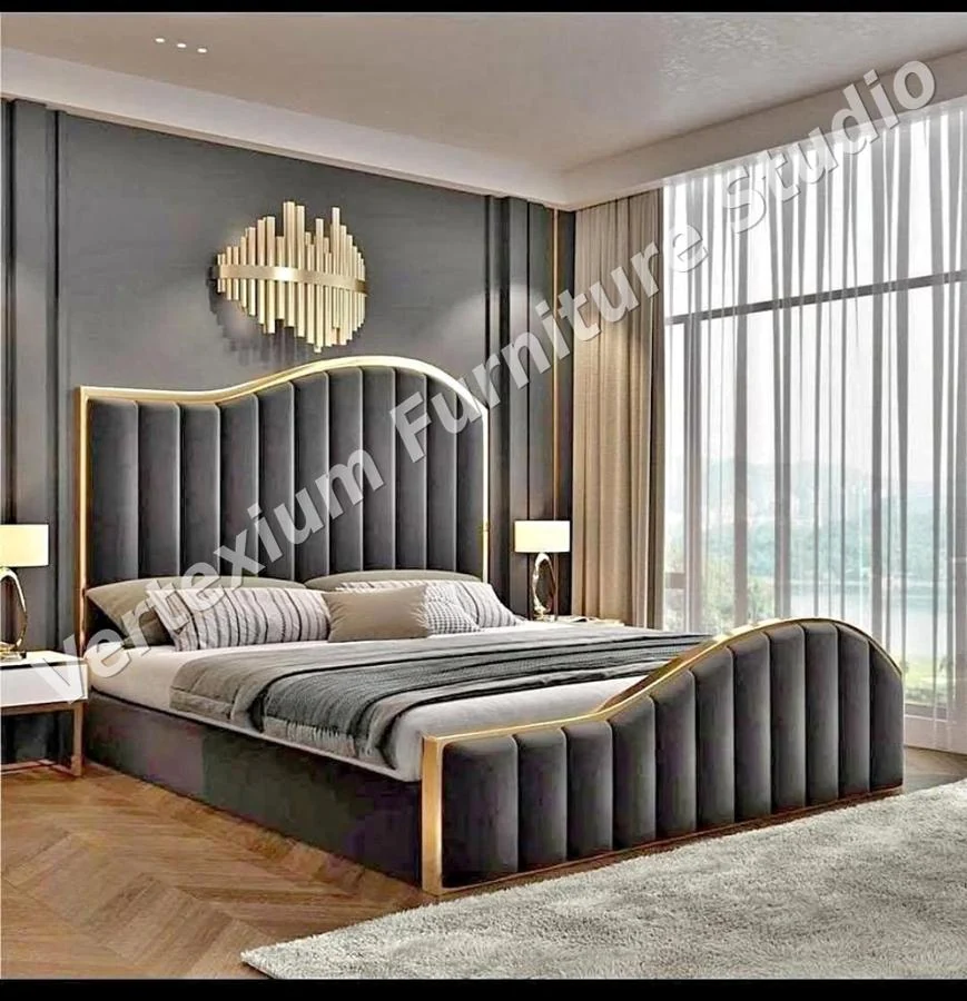 Mirror Bed / Gold Wave Bed